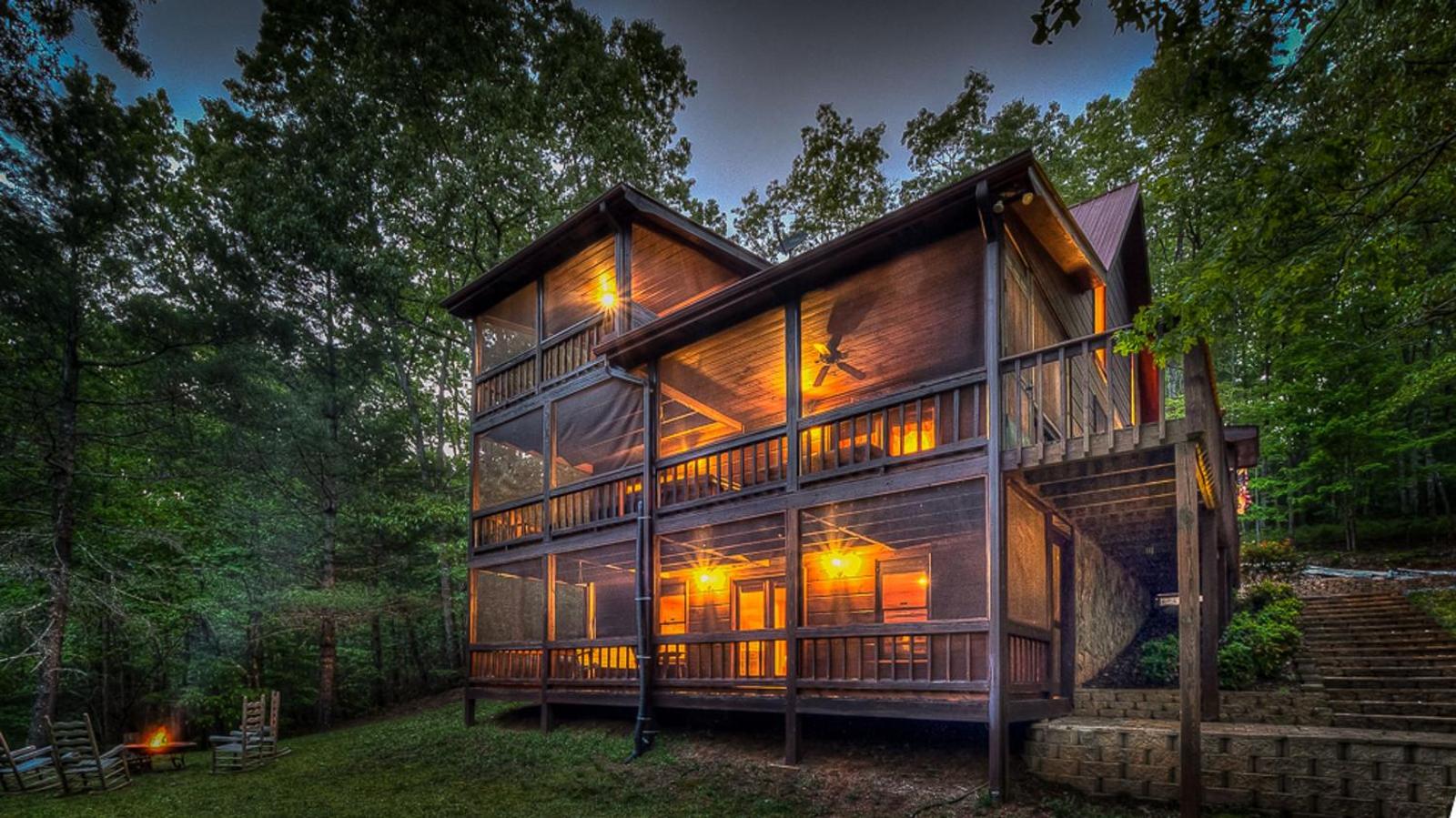 Big Buck Lodge by Escape to Blue Ridge Main image 2
